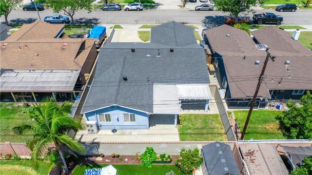 11534 Elvins, Lakewood, CA 90715