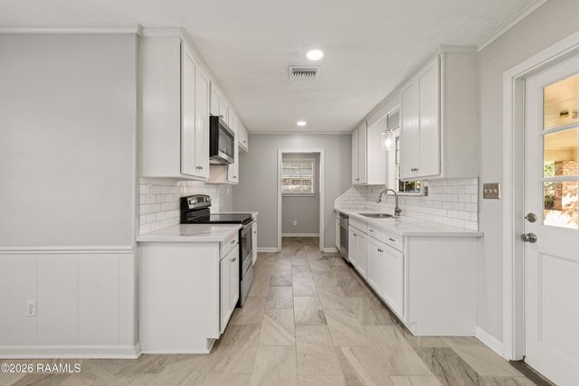 408 Woodvale Avenue, Lafayette, LA 70503