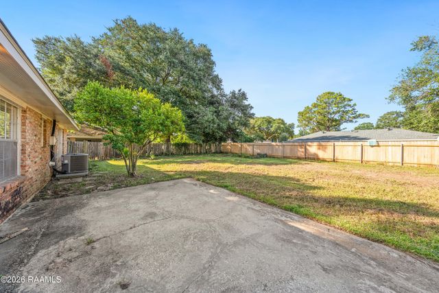 408 Woodvale Avenue, Lafayette, LA 70503