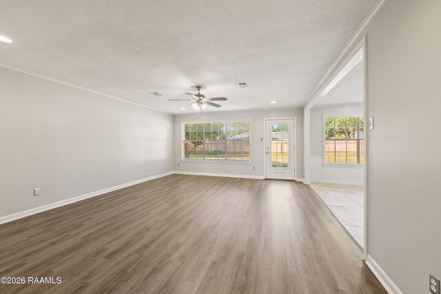 408 Woodvale Avenue, Lafayette, LA 70503