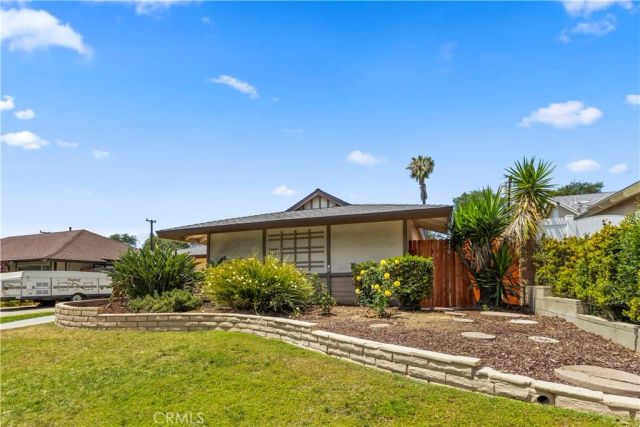 2231 Braeburn, Fullerton, CA 92831