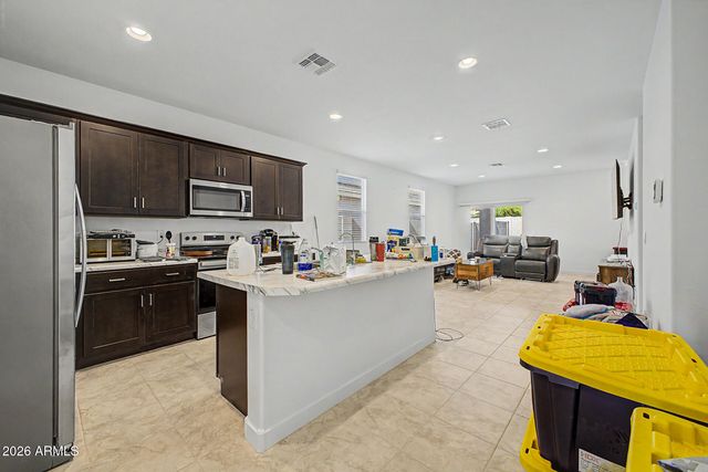 1373 S VISTA Avenue, Florence, AZ 85132