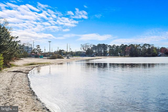 113 ROWAN CT, Manahawkin, NJ 08050