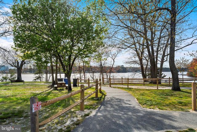 113 ROWAN CT, Manahawkin, NJ 08050