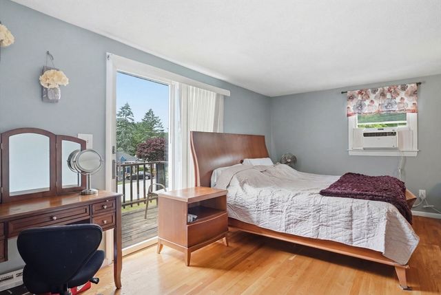 31 Herrick Rd, Peabody, MA 01960