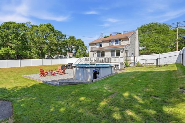 31 Herrick Rd, Peabody, MA 01960
