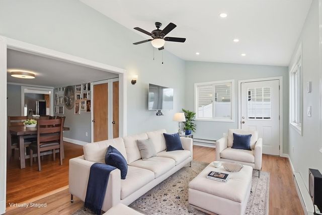31 Herrick Rd, Peabody, MA 01960