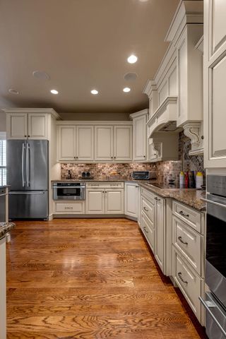 1849 Goodpaster Way, Lexington, KY 40505