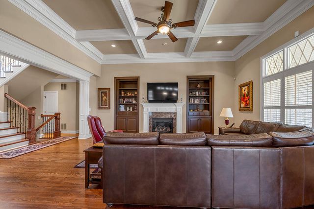 1849 Goodpaster Way, Lexington, KY 40505