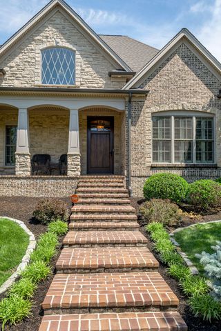 1849 Goodpaster Way, Lexington, KY 40505