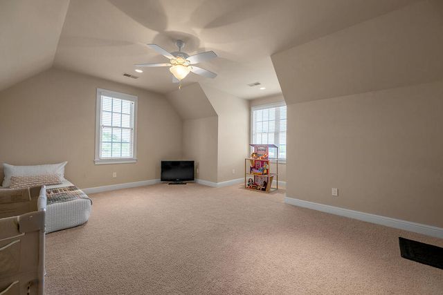 1849 Goodpaster Way, Lexington, KY 40505