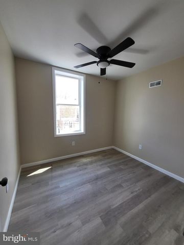 301 W RUSCOMB ST, Philadelphia, PA 19120