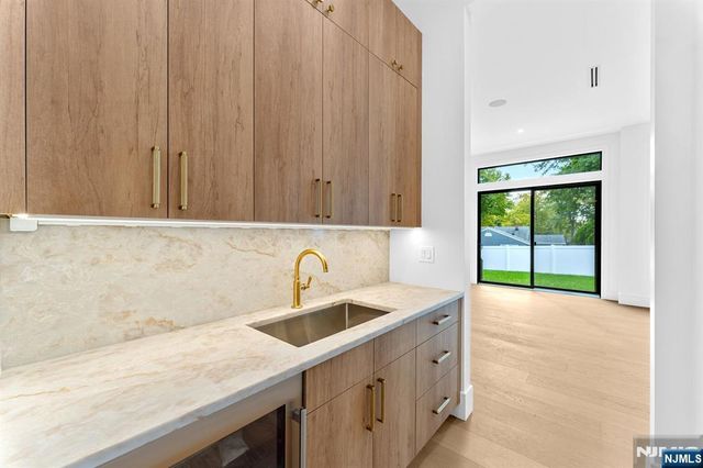 156 Stuart Street, Paramus, NJ 07652