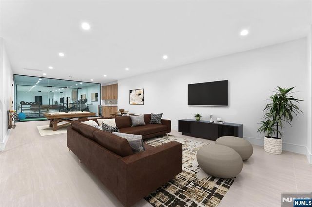 156 Stuart Street, Paramus, NJ 07652