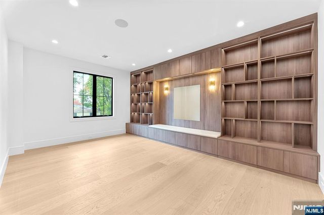 156 Stuart Street, Paramus, NJ 07652