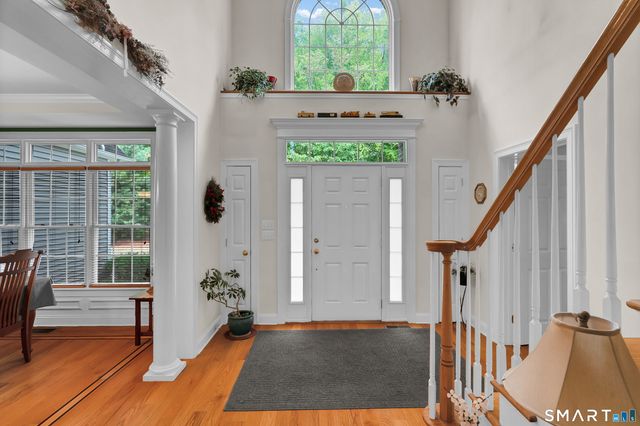 4 Bishop Road, Oxford, CT 06478