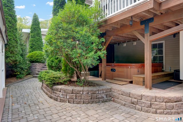 4 Bishop Road, Oxford, CT 06478