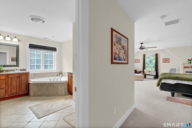 4 Bishop Road, Oxford, CT 06478