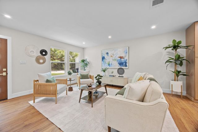 3107 Paisano TRL, Austin, TX 78745