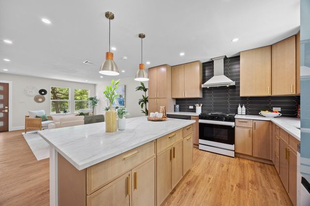 3107 Paisano TRL, Austin, TX 78745