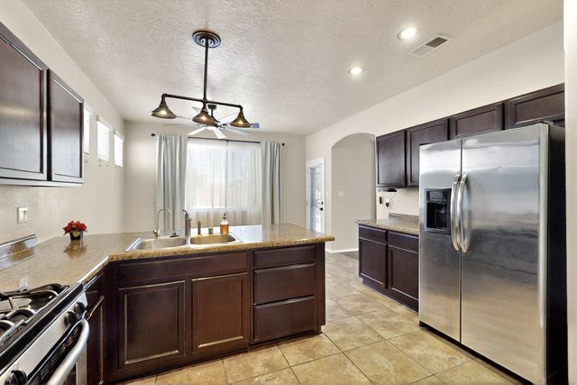 9615 Mirasol Avenue NW, Albuquerque, NM 87120