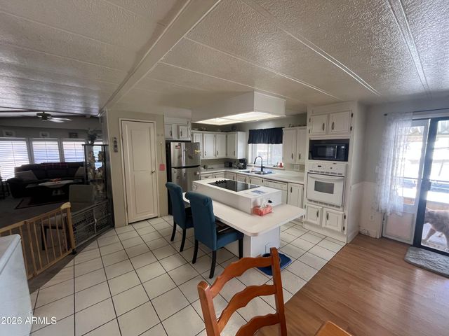 6960 W PEORIA Avenue 225, Peoria, AZ 85345