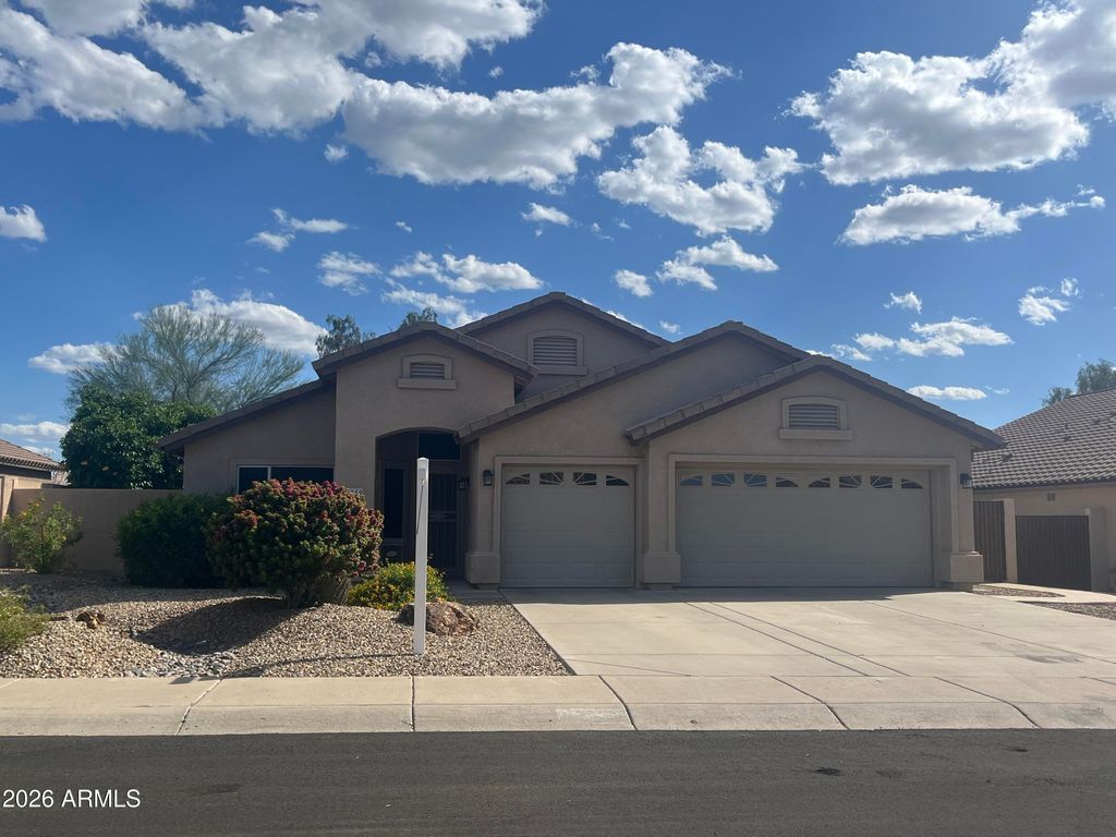 5959 W BLUEFIELD Avenue, Glendale, AZ 85308 — exterior