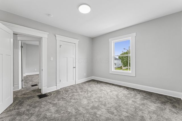 118 Dakota Avenue, Columbus, OH 43222