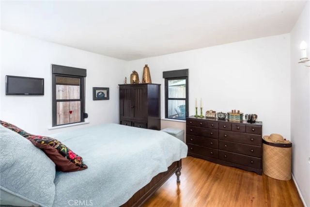 2431 S Holt, Los Angeles, CA 90034