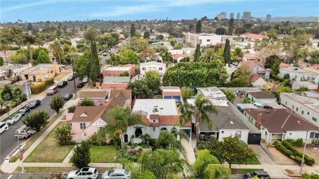 2431 S Holt, Los Angeles, CA 90034