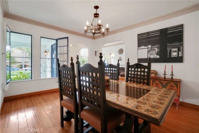 2431 S Holt, Los Angeles, CA 90034