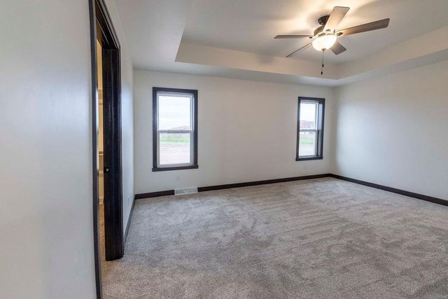 482 HIGH RIDGE TRAIL, Pulaski, WI 54162