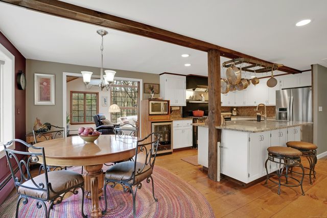 715 Cherry Brook Road, Canton, CT 06019