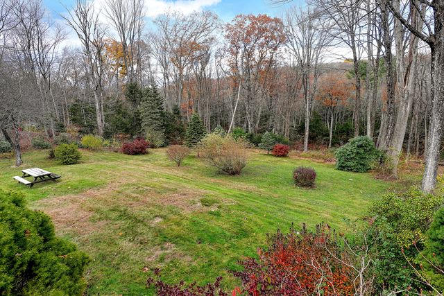 715 Cherry Brook Road, Canton, CT 06019