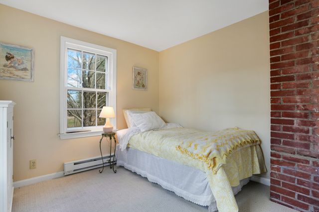 715 Cherry Brook Road, Canton, CT 06019