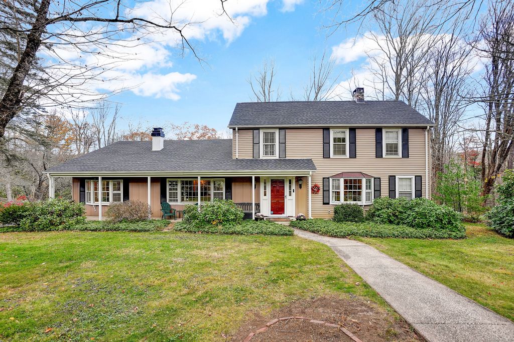 715 Cherry Brook Road, Canton, CT 06019