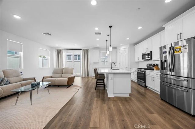 24064 Ashton Road, Corona, CA 92883