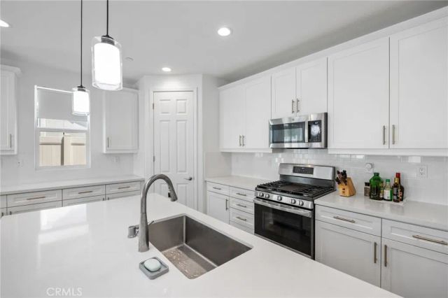24064 Ashton Road, Corona, CA 92883