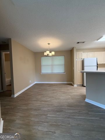 320 Ridgewood Avenue B4, Gainesville, GA 30501