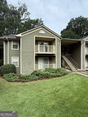 320 Ridgewood Avenue B4, Gainesville, GA 30501