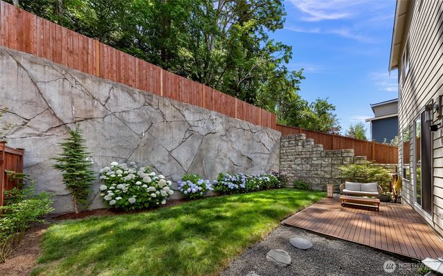 22425 69th Place W, Mountlake Terrace, WA 98155