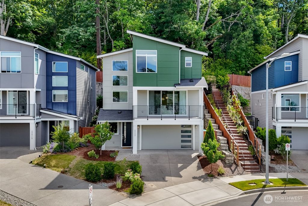 22425 69th Place W, Mountlake Terrace, WA 98155