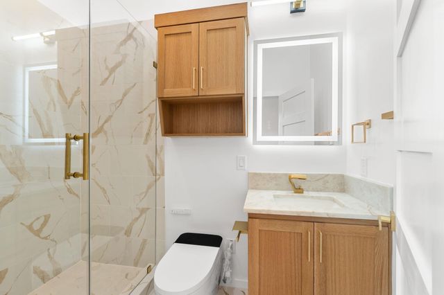 178 Dally CT, Dripping Springs, TX 78620