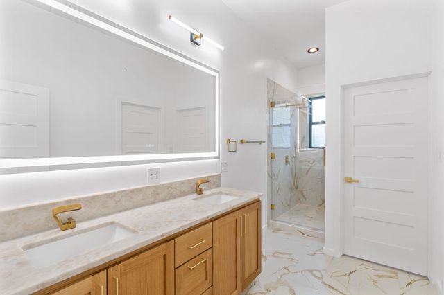 178 Dally CT, Dripping Springs, TX 78620