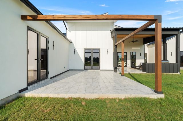178 Dally CT, Dripping Springs, TX 78620