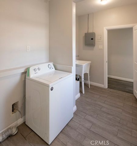 2152 Locust Avenue, Long Beach, CA 90806