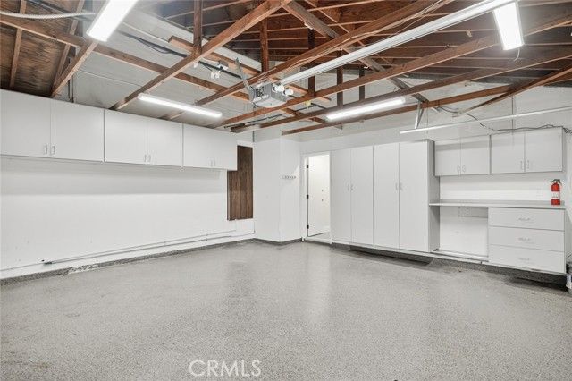 2257 Glastonbury, Westlake Village, CA 91361