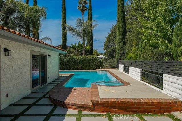 2257 Glastonbury, Westlake Village, CA 91361