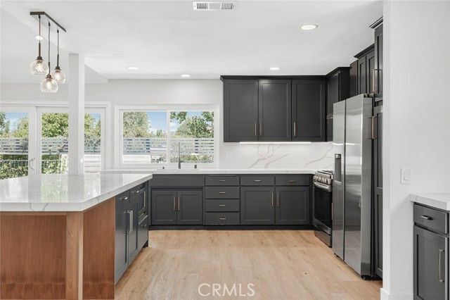 2257 Glastonbury, Westlake Village, CA 91361