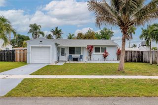 819 N 32nd Avenue, Hollywood, FL 33021